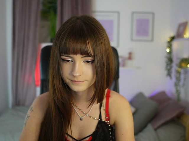 EllaYoung