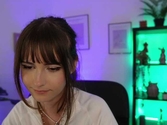 EllaYoung