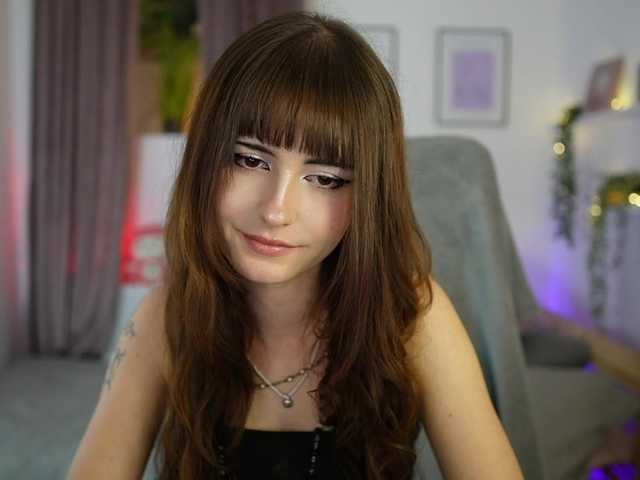 EllaYoung