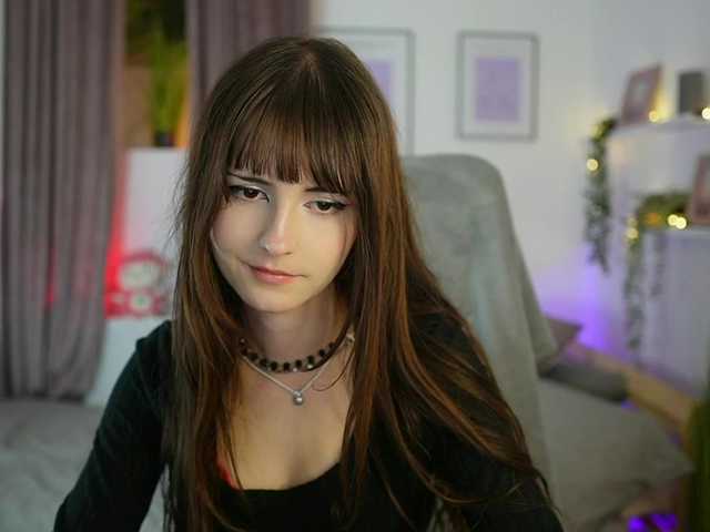 EllaYoung