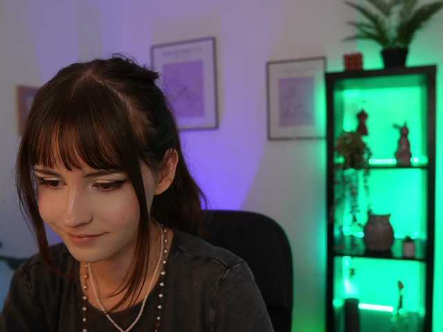 EllaYoung