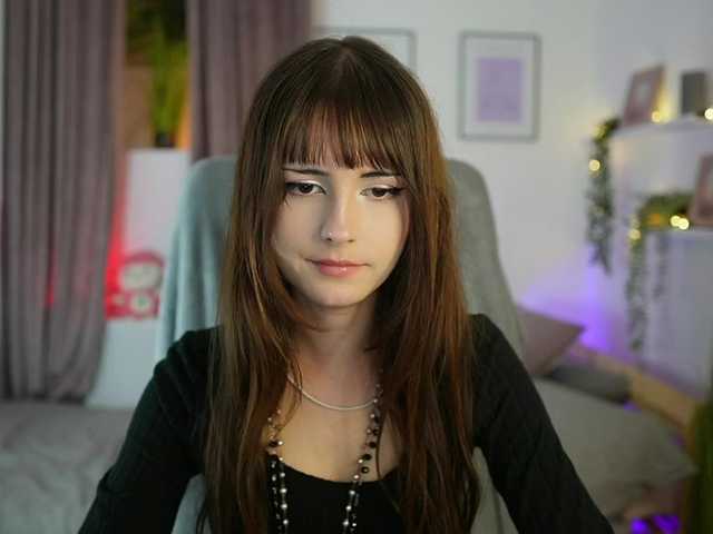 EllaYoung
