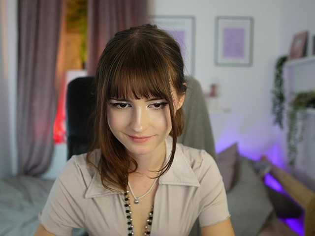 EllaYoung