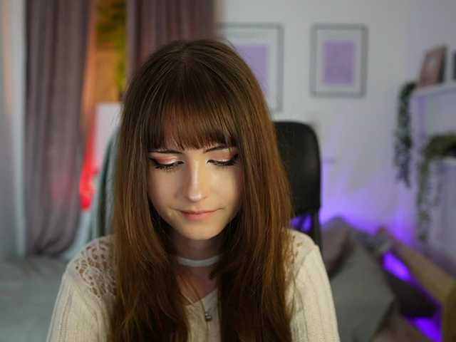 EllaYoung