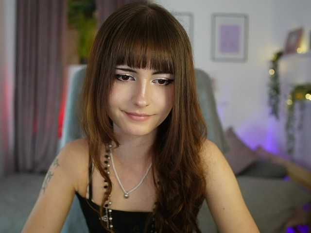 EllaYoung