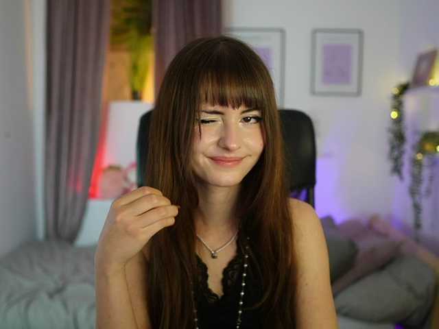 EllaYoung