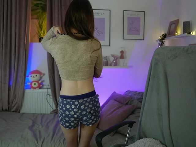 EllaYoung