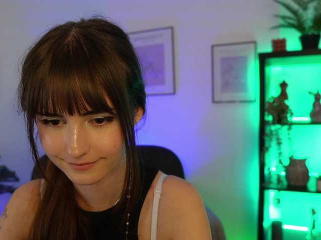 EllaYoung