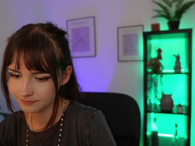EllaYoung