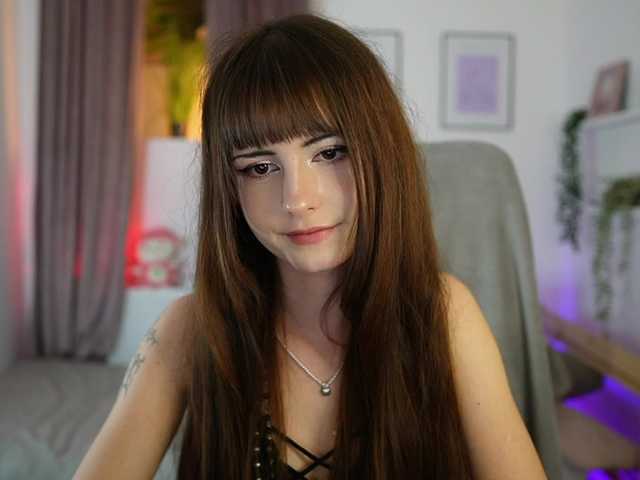 EllaYoung