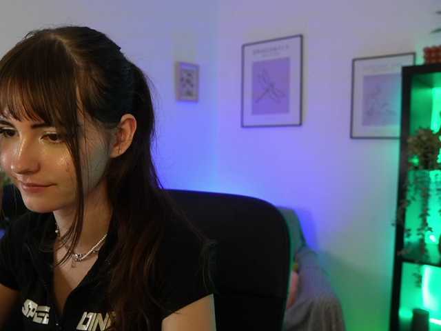 EllaYoung