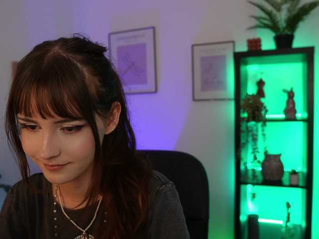 EllaYoung