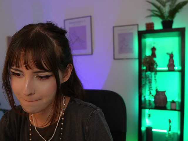 EllaYoung