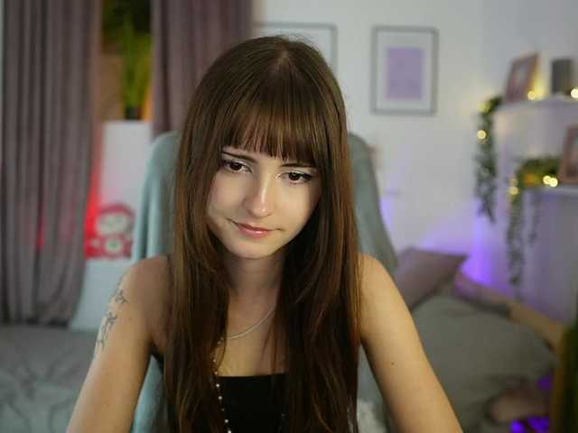 EllaYoung