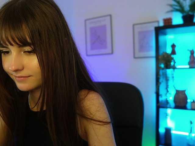 EllaYoung