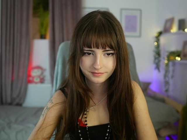 EllaYoung