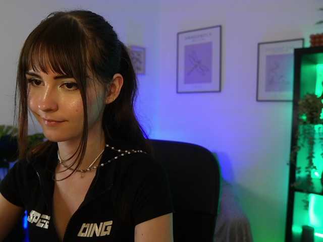 EllaYoung