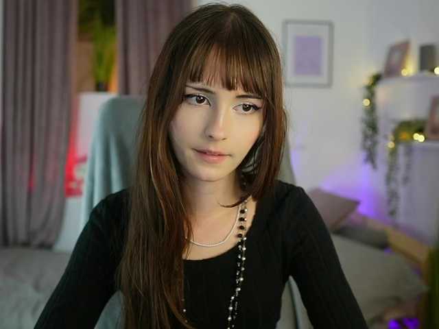 EllaYoung