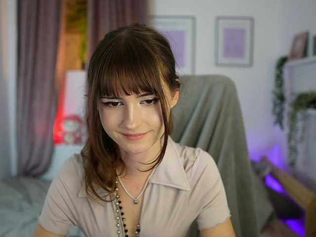 EllaYoung