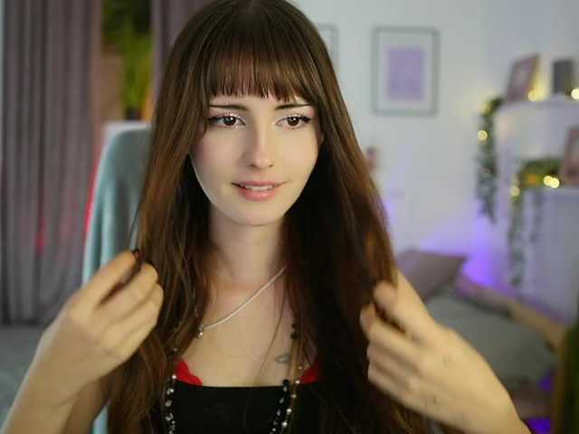 EllaYoung