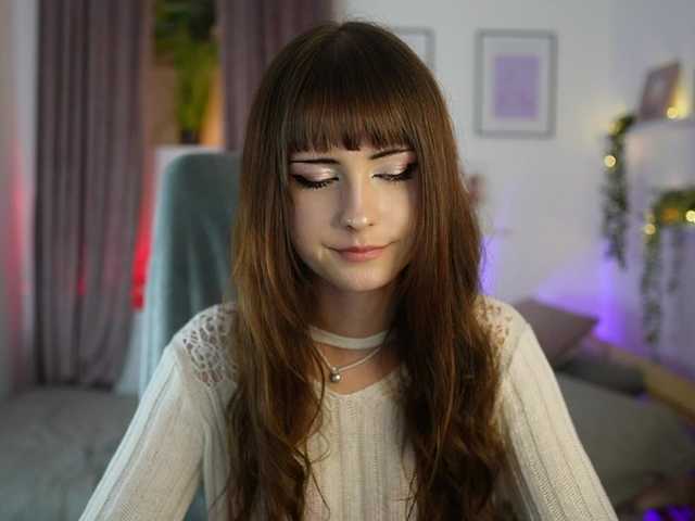 EllaYoung