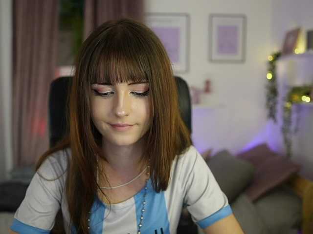 EllaYoung