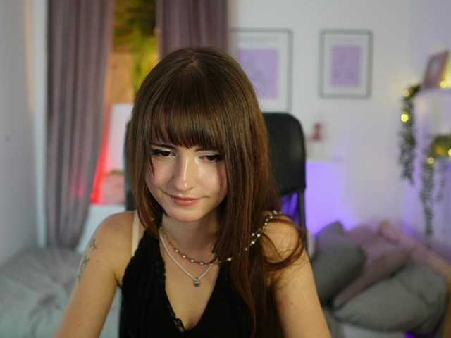 EllaYoung