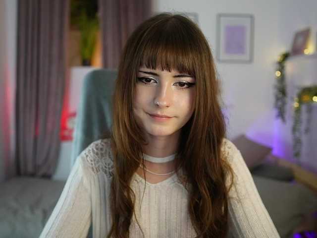 EllaYoung