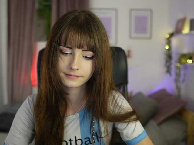 EllaYoung