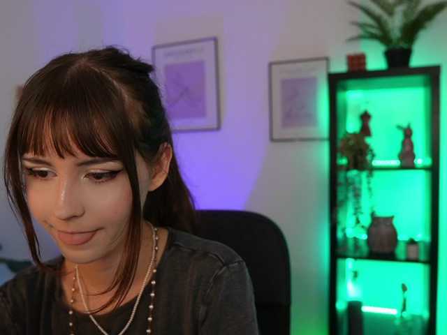 EllaYoung