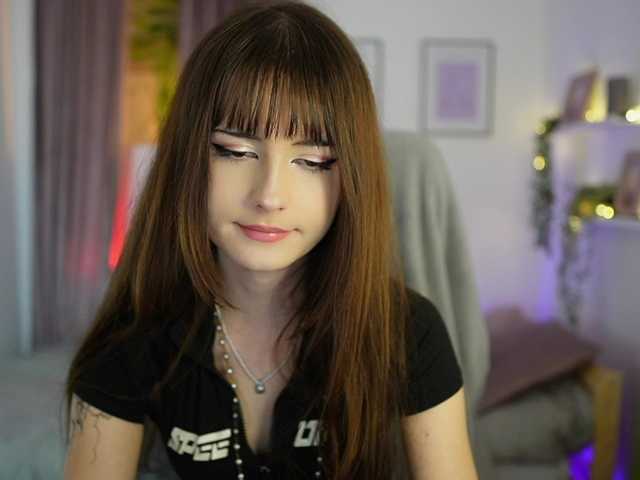 EllaYoung