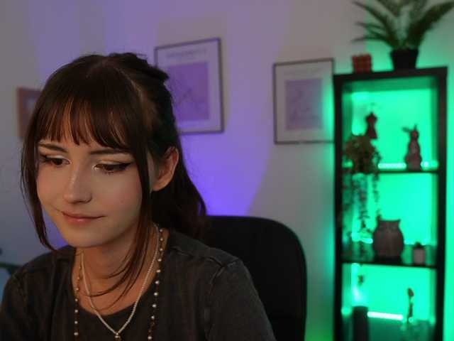 EllaYoung