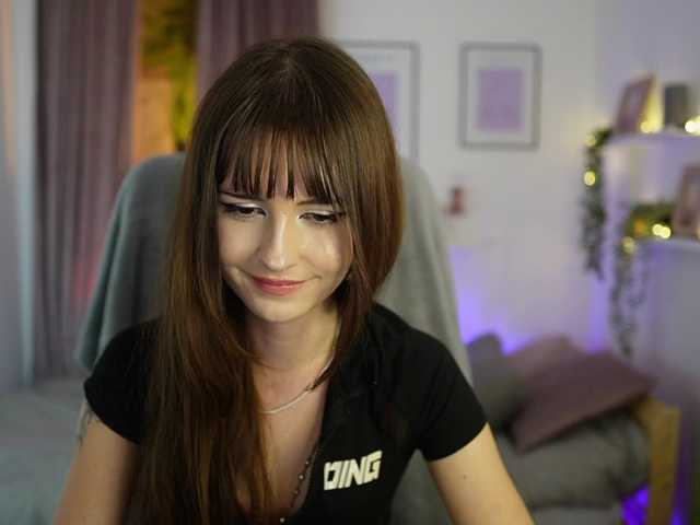 EllaYoung