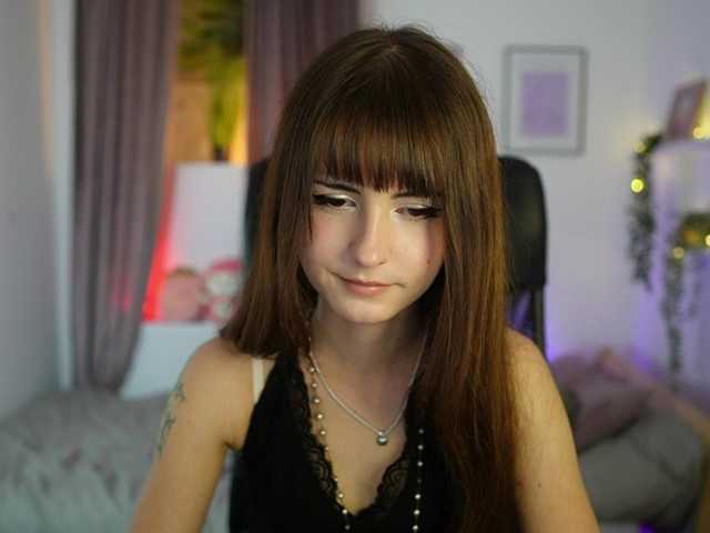EllaYoung