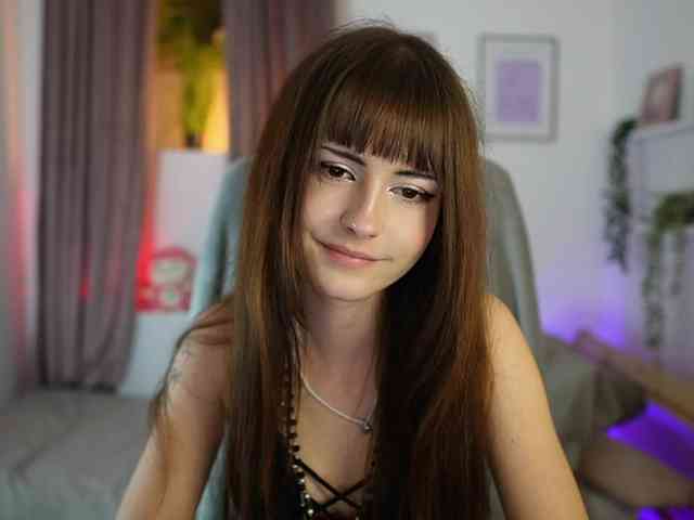 EllaYoung