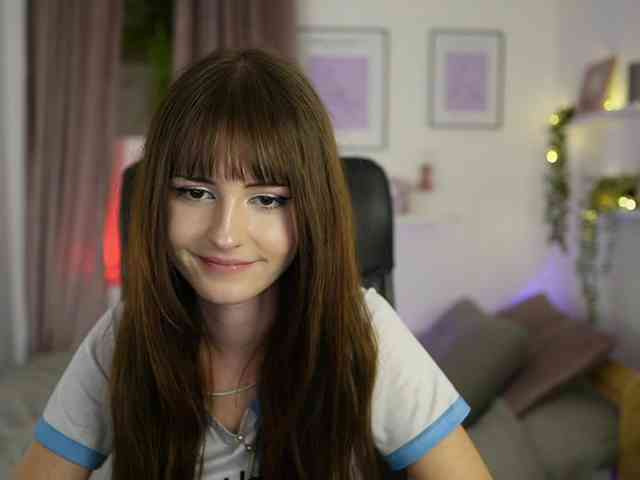 EllaYoung