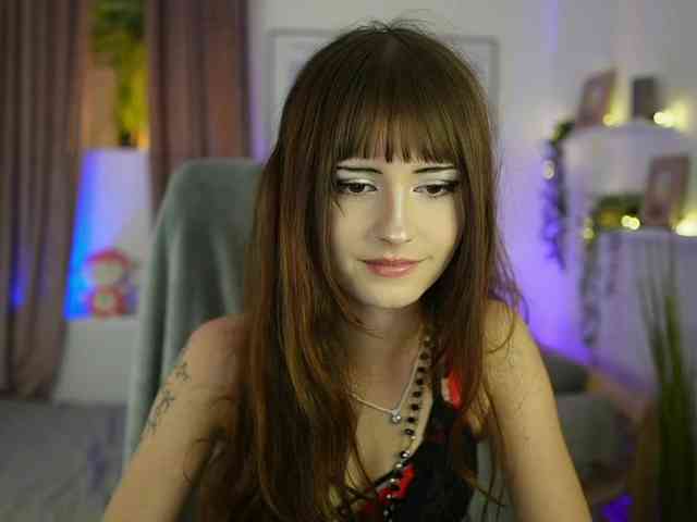 EllaYoung