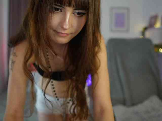 EllaYoung