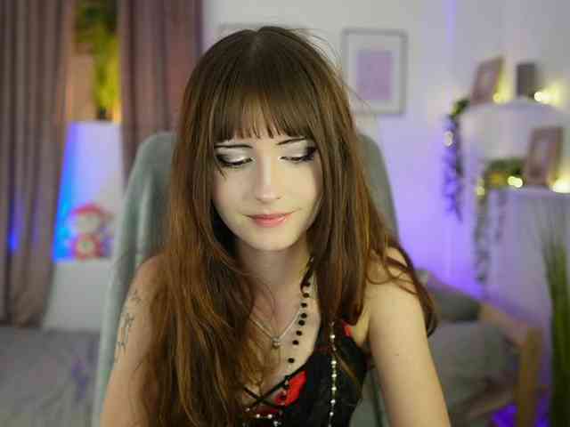 EllaYoung