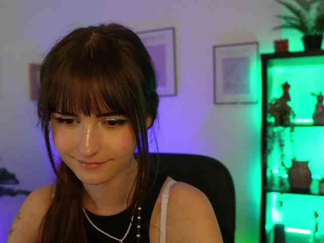 EllaYoung