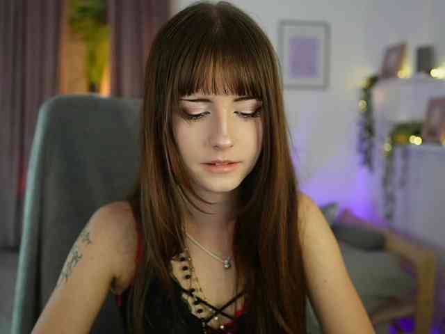 EllaYoung