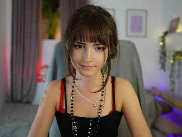 EllaYoung