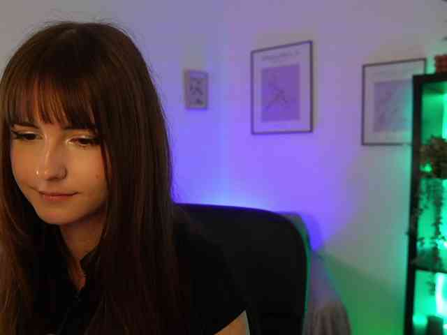 EllaYoung
