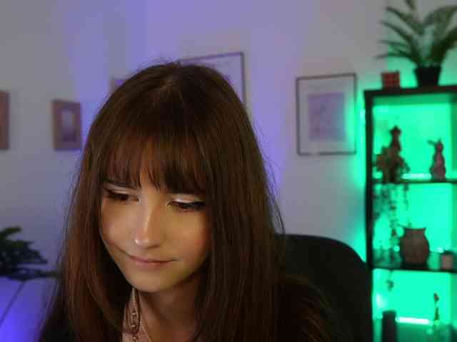 EllaYoung