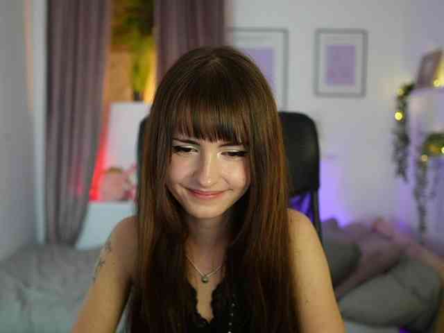 EllaYoung