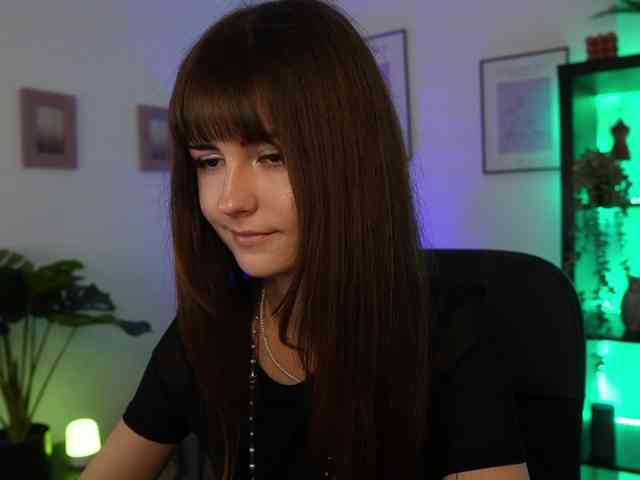 EllaYoung