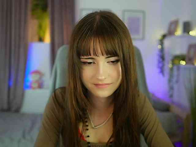 EllaYoung