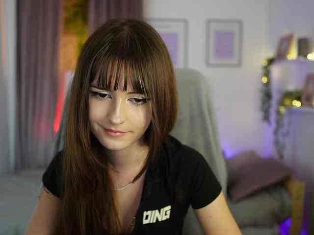 EllaYoung