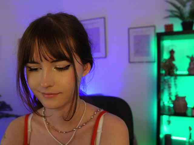 EllaYoung