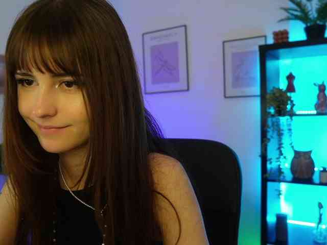 EllaYoung